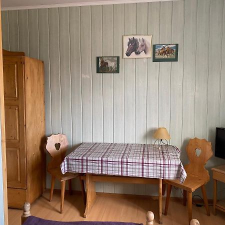 Ośrodek Jeździecki Bronków Exterior foto